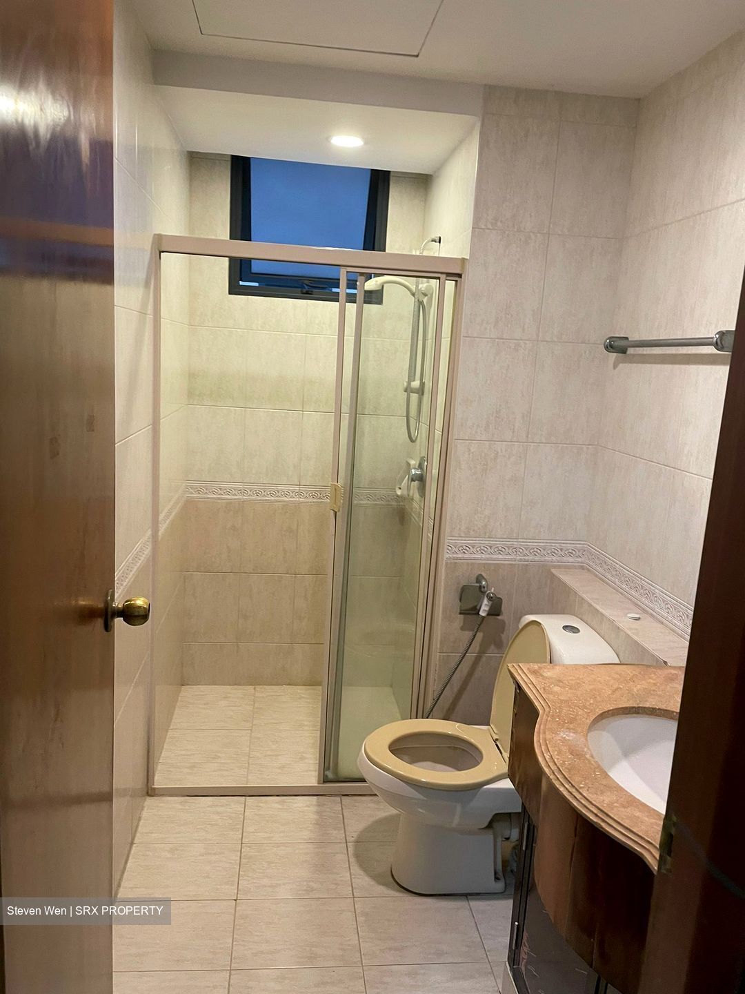 East Meadows (D16), Condominium For Sale 96604541